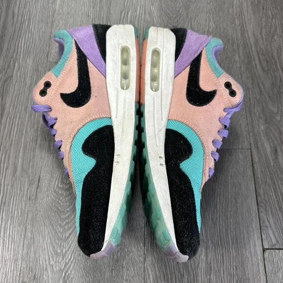 Size 11.5 - Nike Air Max 1 Have A Nike Day Preowned Great Condition